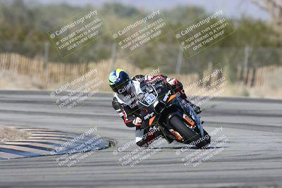 media/Dec-01-2025-Moto Forza (Mon) [[2daa91e15f]]/1-Advanced Group/Session 3 (Turn 3)/